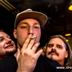 051 All Friends Dead, Status Praesents